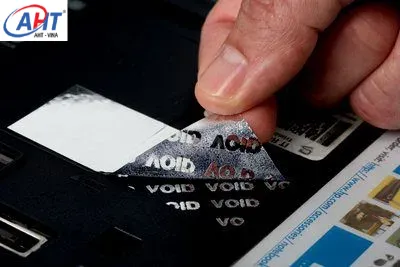 3M™ Destructible Vinyl Label Material 7613
