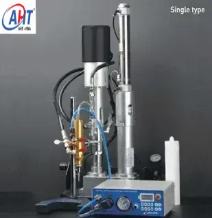 Máy bơm keo có cartridge silicon đơn và bơm tăng áp BSP-330S Banseok