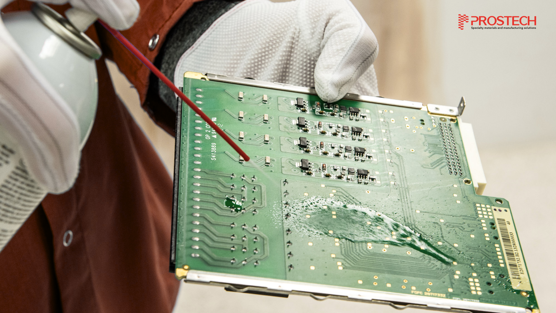 cleaning-pcb