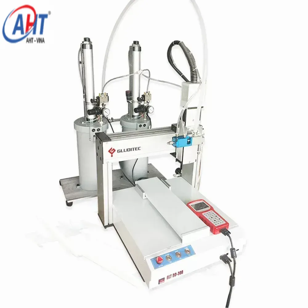 Máy tra keo GLT DD-400