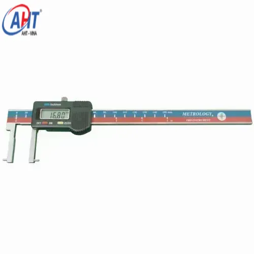 Metrology Digital Caliper – Inside Groove