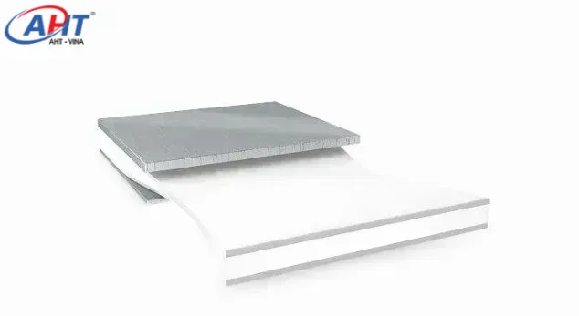 tesa® 64825_250μm-White-High-Shock-Stretch-Release-Tape.jpg
